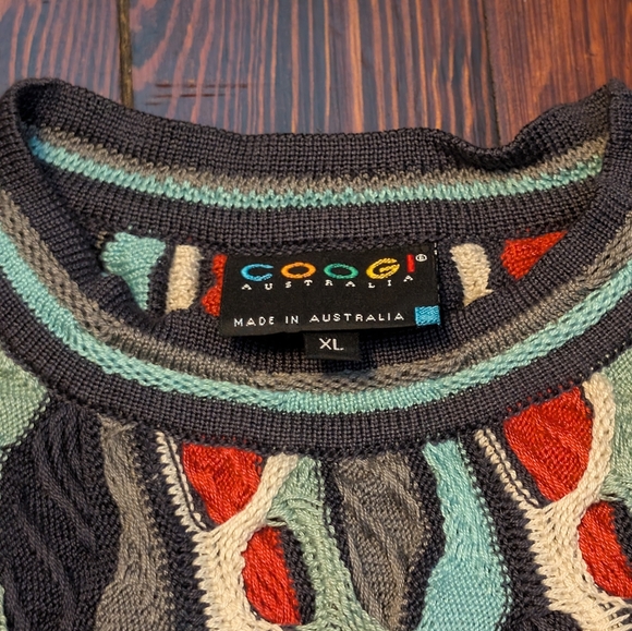 Authentic COOGI Crewneck Sweater size XL - Picture 3 of 5